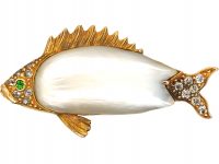 Edwardian 15ct Gold Fish Brooch set with Diamonds, Mississippi Pearl & a Green Garnet Eye