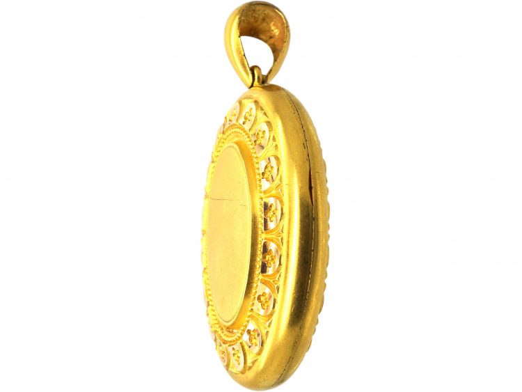 Victorian 15ct Gold Oval Locket