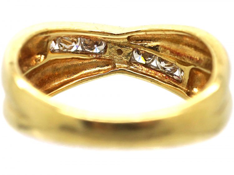 18ct Gold Crossover Ring set with Diamonds