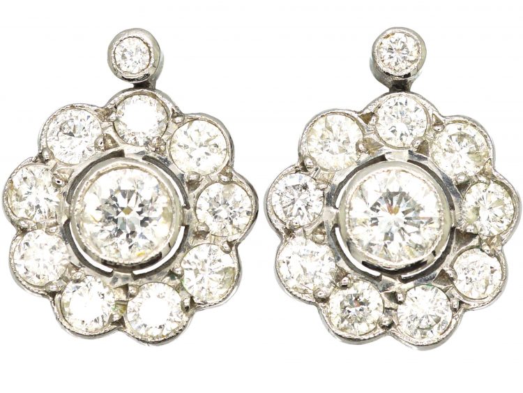 18ct White Gold Cluster Earrings with a Diamond Above