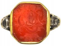 Early 18th Century Gold & Diamond Armorial Ring set with a Carnelian