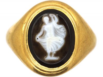 Victorian 18ct Gold Ring with Sardonyx Cameo of Dancing Girl