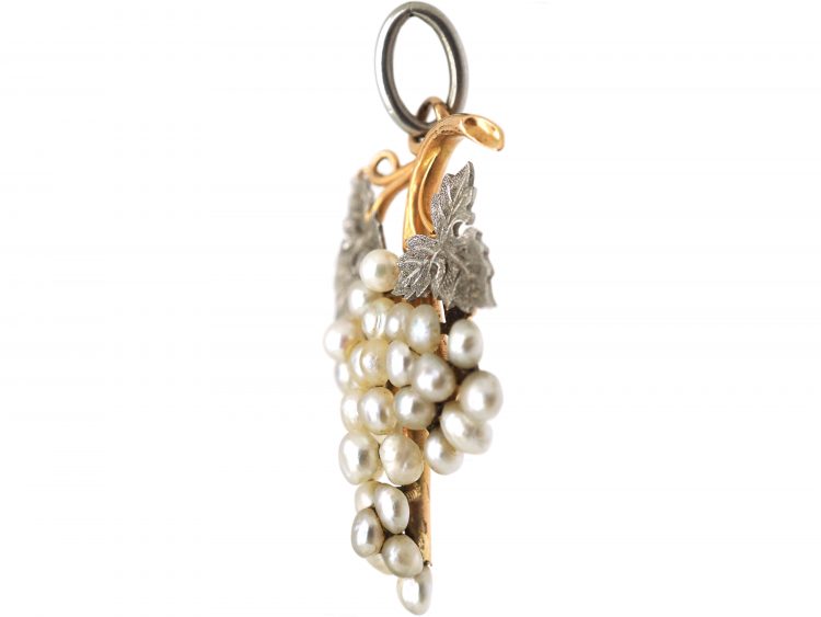Edwardian 15ct Gold & Platinum Grapes Pendant set with Natural Pearls