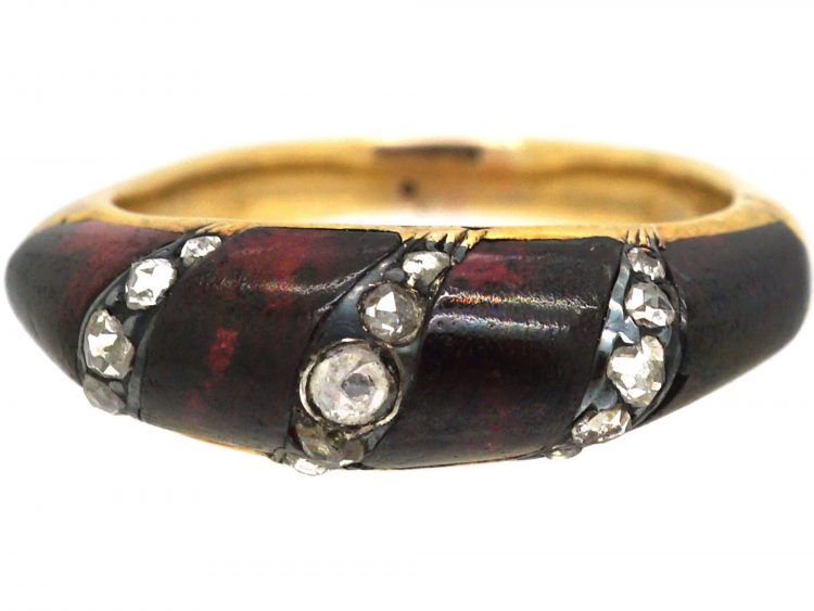 Victorian 18ct Gold Ring set with Carved Garnets & Diamonds