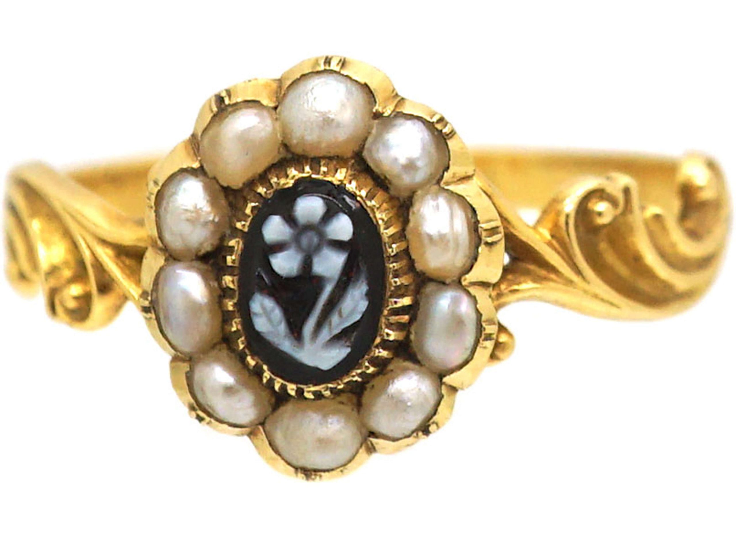Early 19th Century 15ct Gold, Natural Split Pearls & Carved Onyx Flower ...