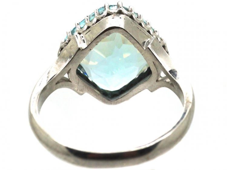 Art Deco 18ct White Gold Ring set with an Aquamarine