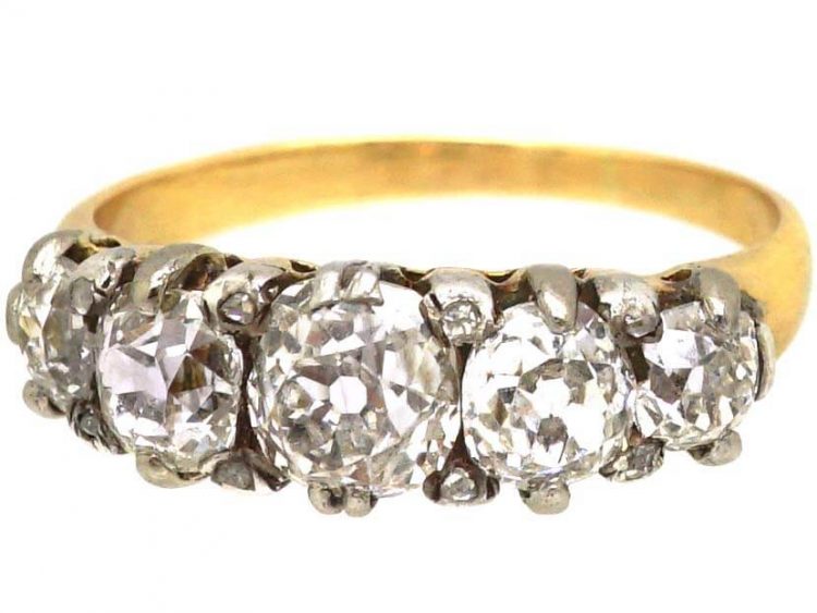Early Victorian 18ct Gold Five Stone Old Mine Cut Diamond Ring with Diamond Points