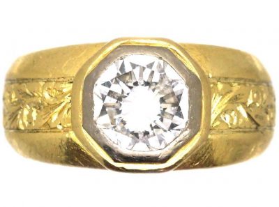 Early 20th Century 18ct Gold Ring set with a Large Diamond with Engraved Detail