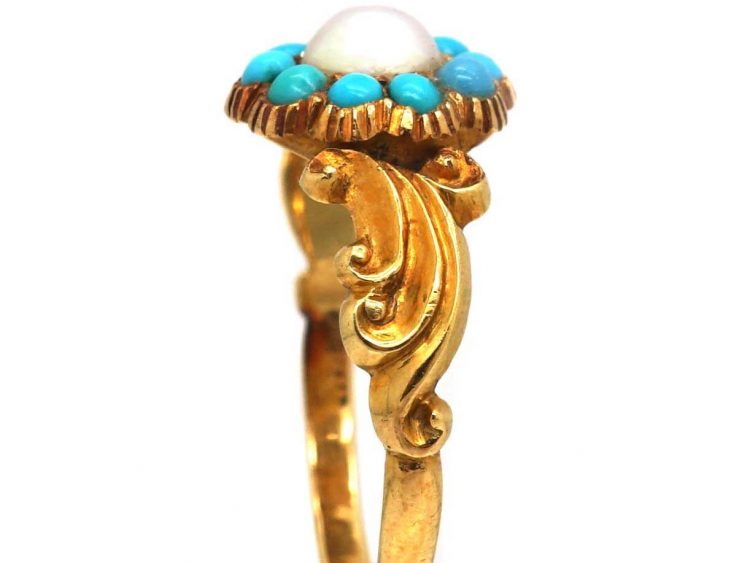 Regency 15ct Gold Ring set with a Natural Pearl Surrounded by Turquoise