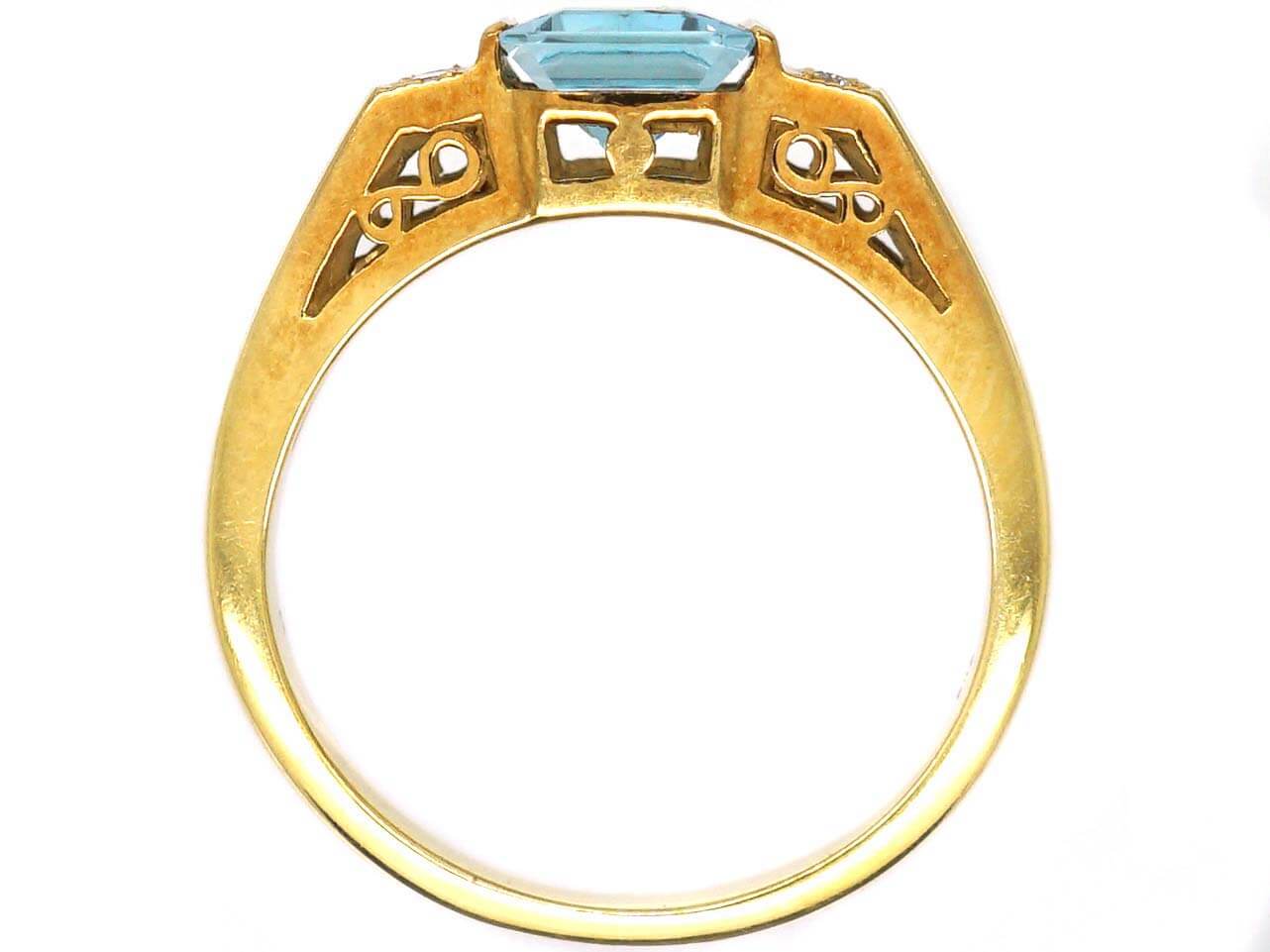 18ct Gold Ring set with a Rectangular Cut Aquamarine with Diamonds on ...