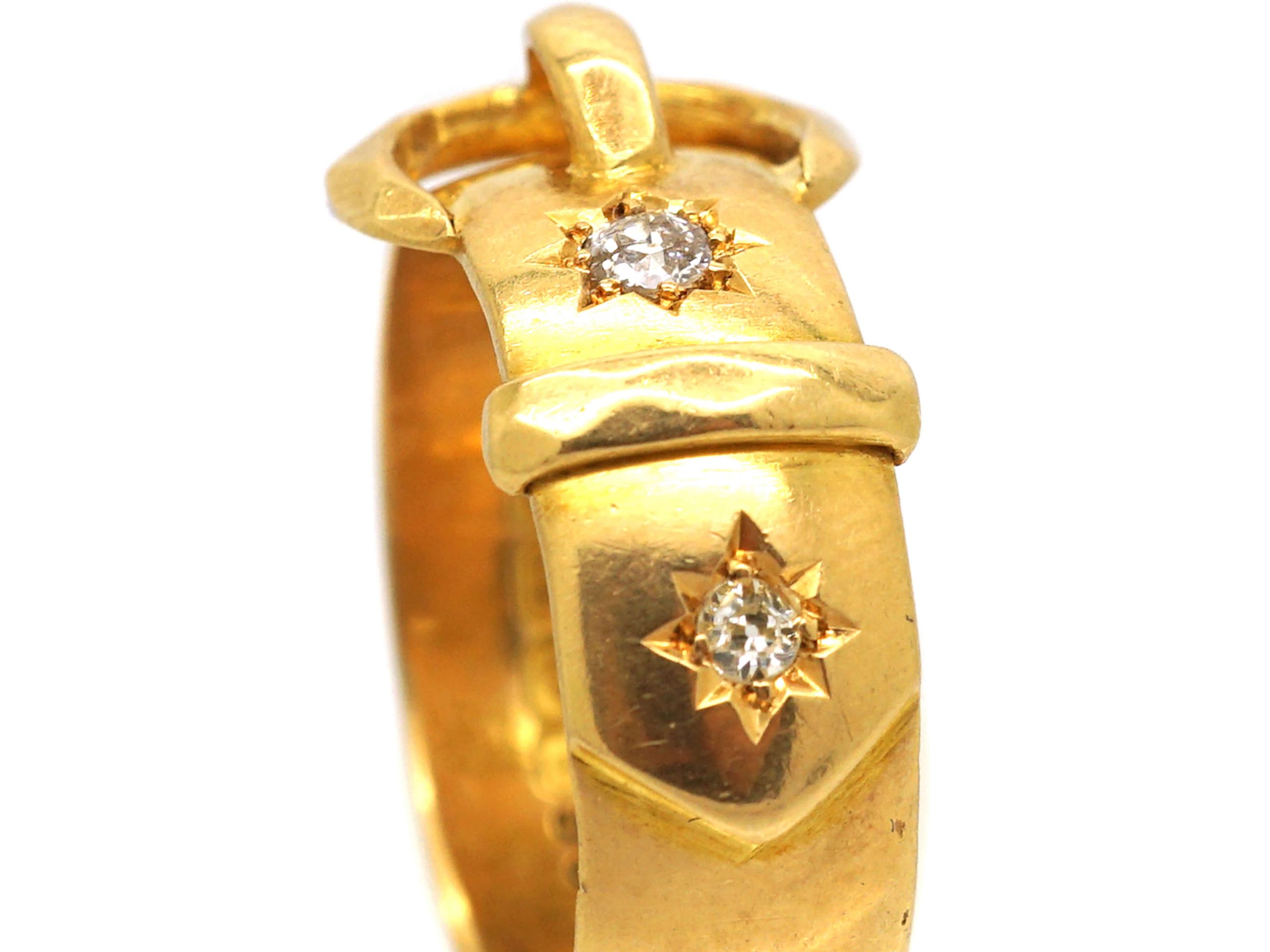 Early 20th Century 18ct Gold Buckle Ring set with Diamonds (885U) The