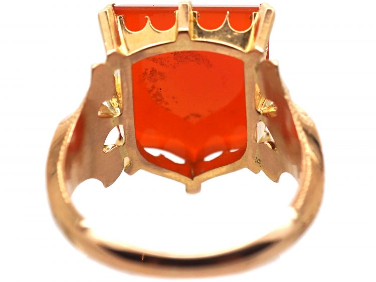 Victorian 15ct Gold Signet Ring with Shield Motif set with a Carnelian
