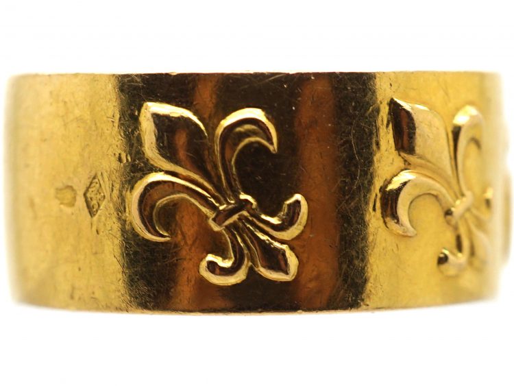 Early 20th Century French 18ct Gold Ring with Fleur-de-Lys & Double Crowned Hearts Motif