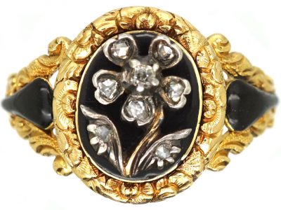 Early 20th Century 18ct Gold Signet Ring set with a Pink Tourmaline with Intaglio of a Crest