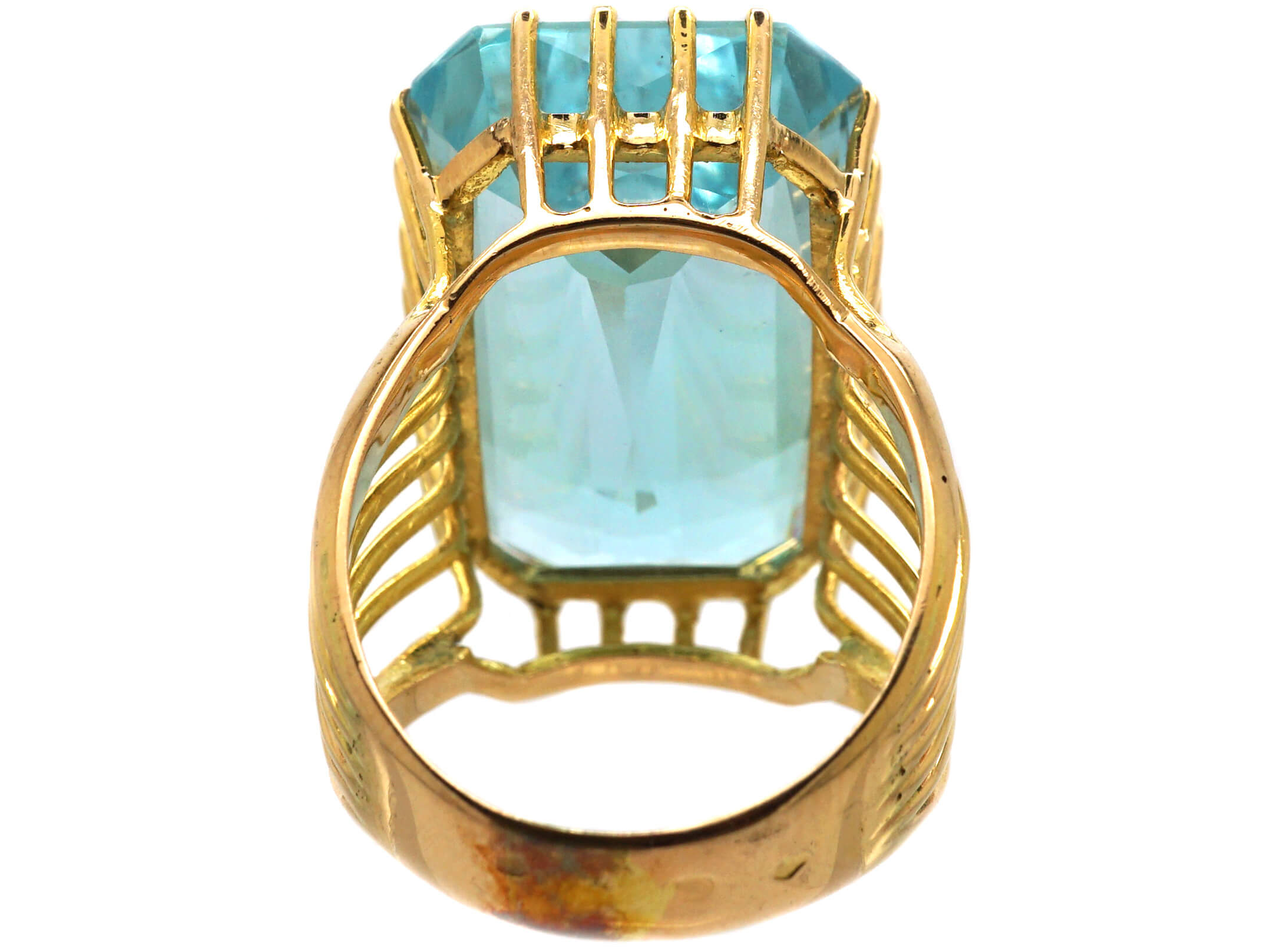 1950's 18ct Gold Ring set with a Large Rectangular Cut Aquamarine (100W ...