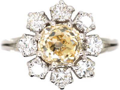 18ct White Gold & Diamond Daisy Cluster Ring with Pale Yellow Diamond in the Centre