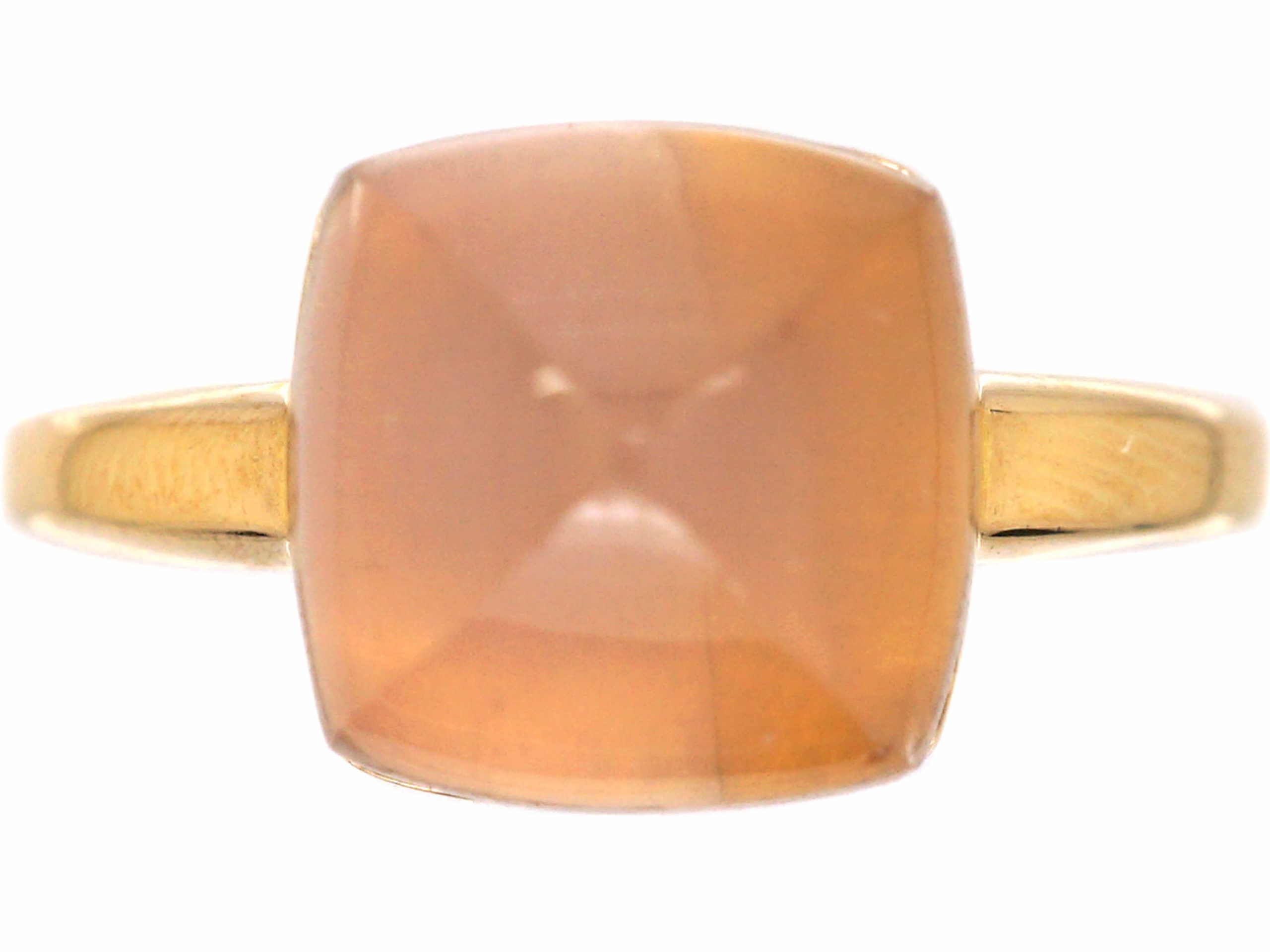 18ct Gold Ring set with Rose Quartz by Fred of Paris (423W