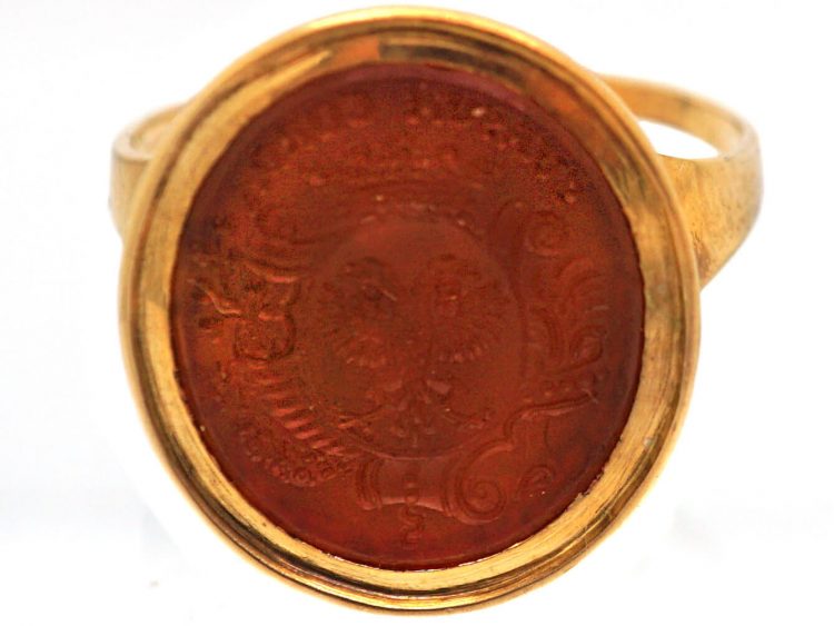 Georgian 15ct Gold Signet Ring with Carnelian Intaglio of a Crest with Earl's Coronet