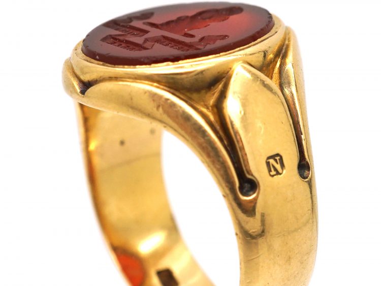 Victorian 18ct Gold Signet Ring set with a Carnelian with Tree Trunk Intaglio