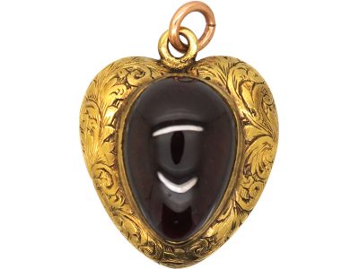 Victorian 15ct Gold Heart Shaped Pendant set with a Cabochon Cut Garnet