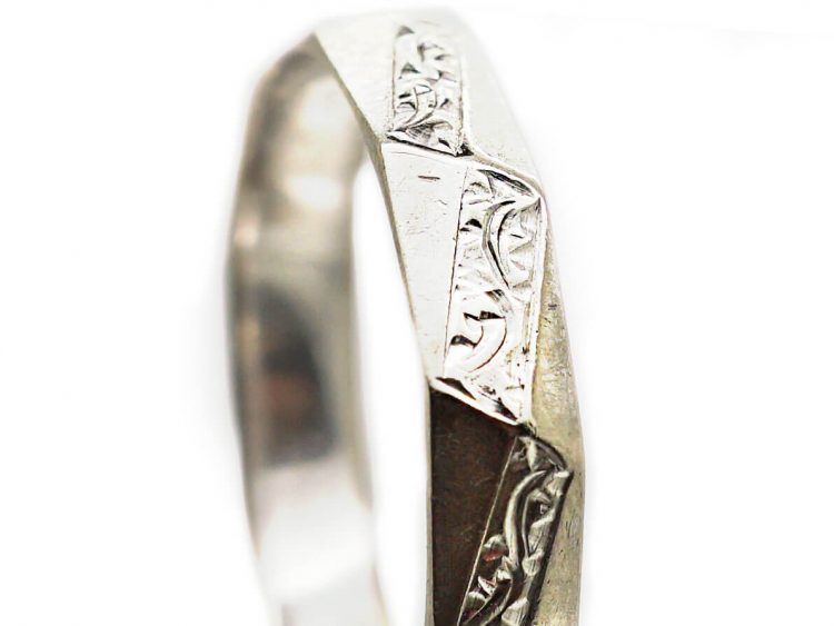Art Deco 18ct White Gold Wedding Ring with Zig Zag Engraving