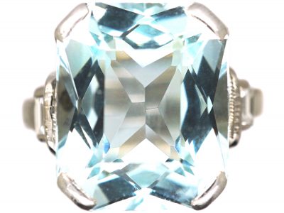 Private: Art Deco 18ct White Gold Ring set with a Large Aquamarine With Baguette Diamond Set Shoulders