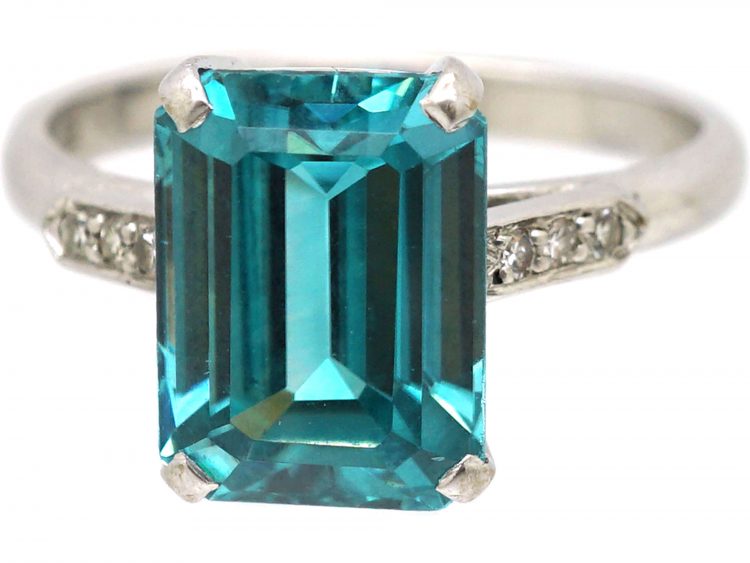 Art Deco 18ct White Gold Ring set with a Rectangular Cut Zircon with Diamond Shoulders