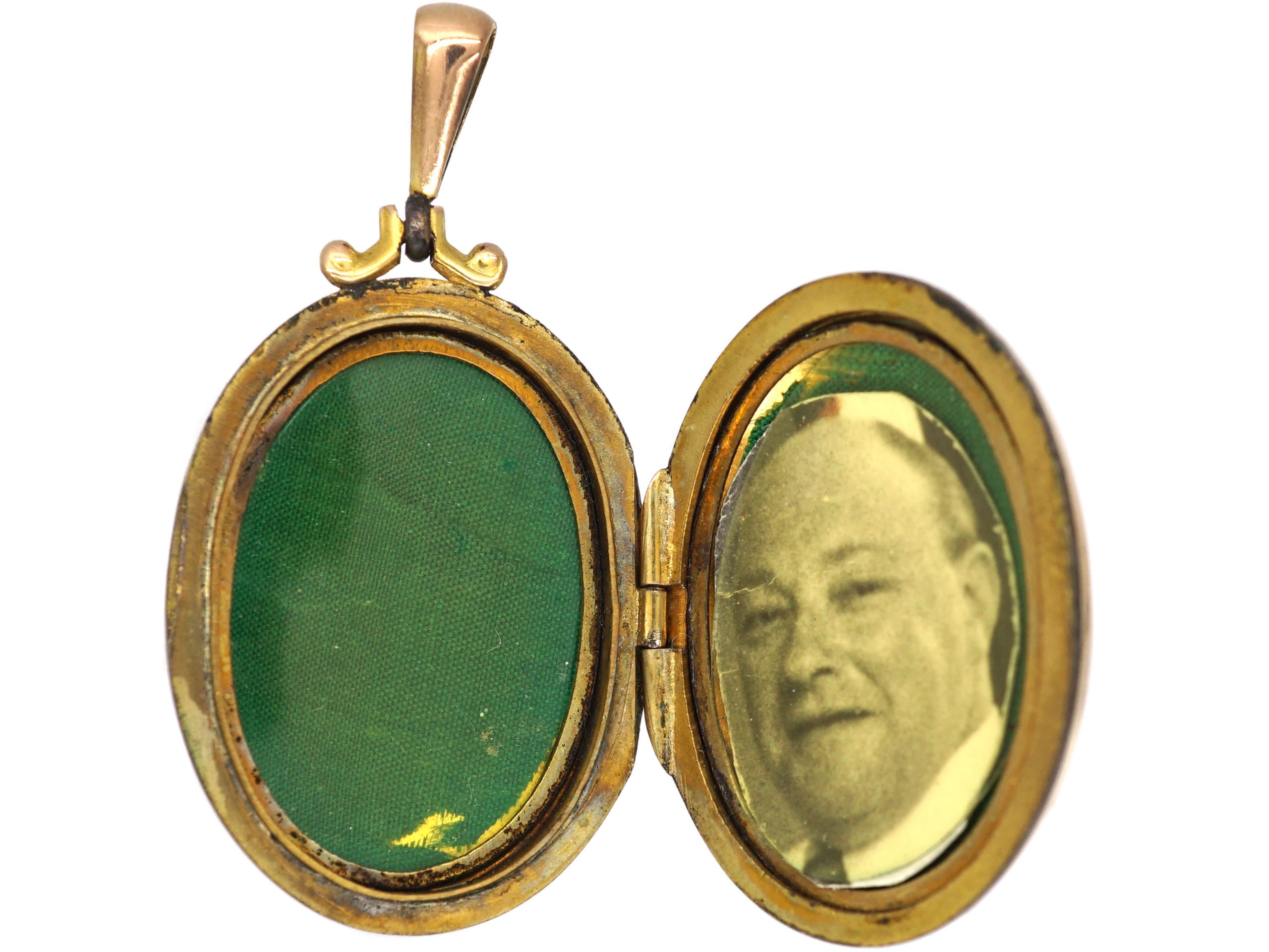 Edwardian 9ct Back & Front Oval Locket with Engine Turned Detail (255X ...