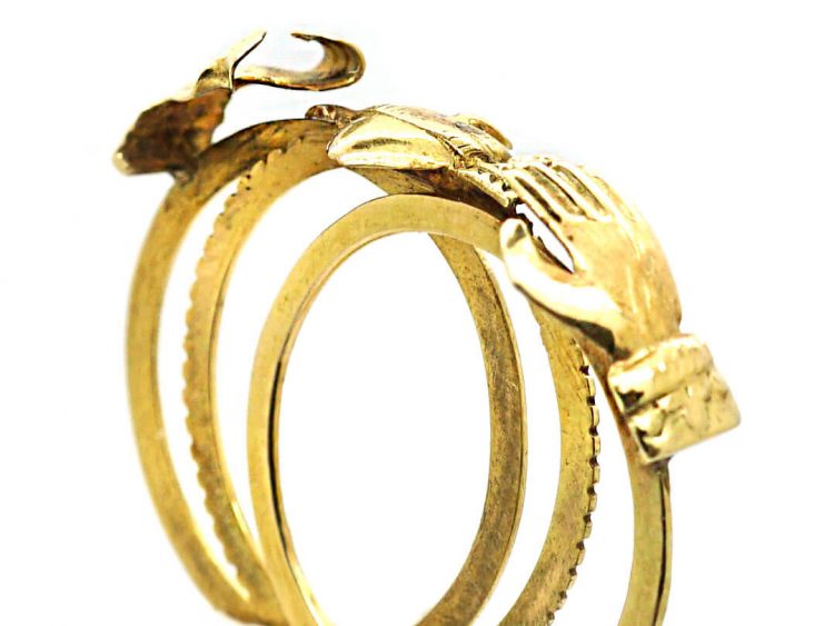 Victorian 18ct Gold Fede Ring with Hands & Hidden Heart