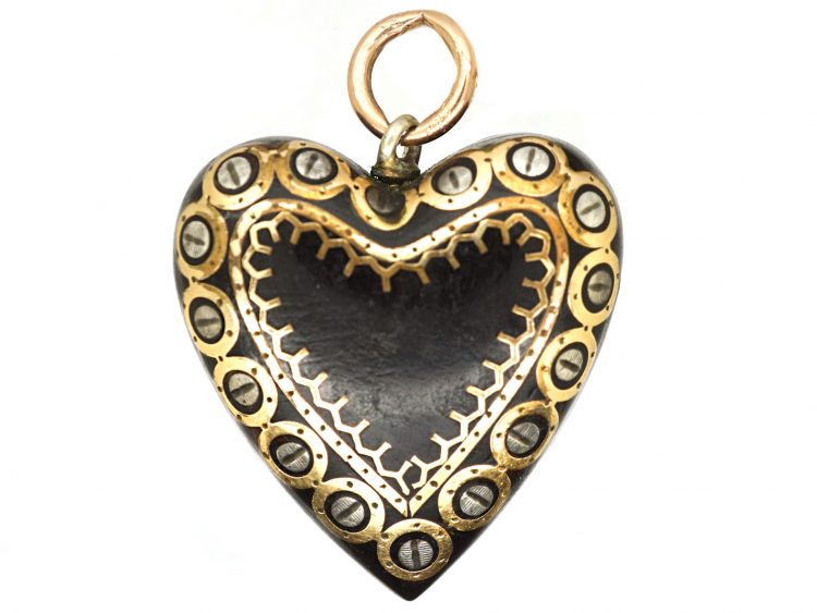 Victorian Pique Heart Pendant