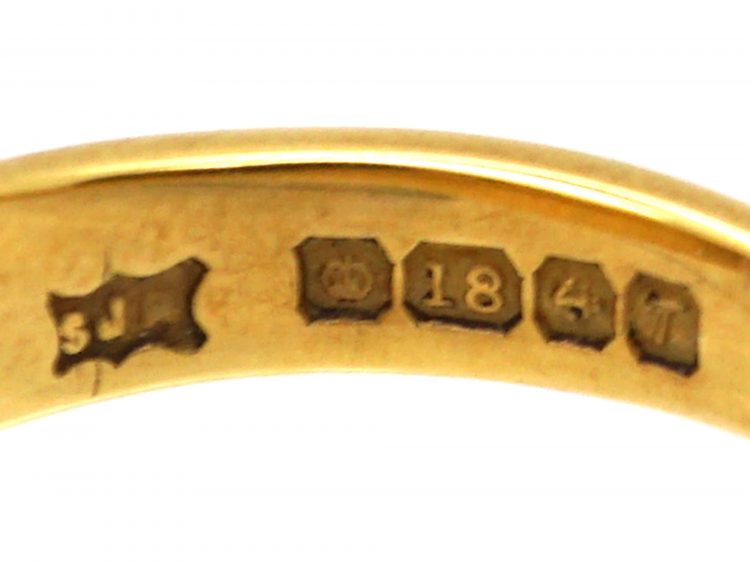 18ct Gold Signet Ring Engraved with Eagle's Head & Shield