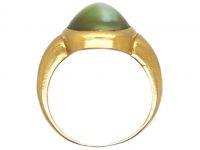 Victorian 18ct Gold Ring set with a Large Cat's Eye Chrysoberyl