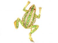 Edwardian 18ct Gold Frog Brooch set with Green Garnets & Diamonds