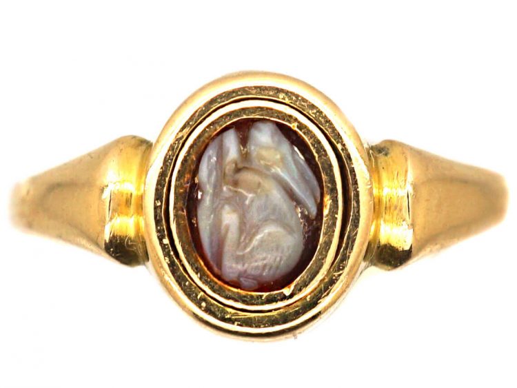 Edwardian 18ct Gold Ring with Roman Hard Stone Cameo of a Rabbit