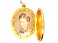 Victorian 18ct Gold Plain Oval Locket