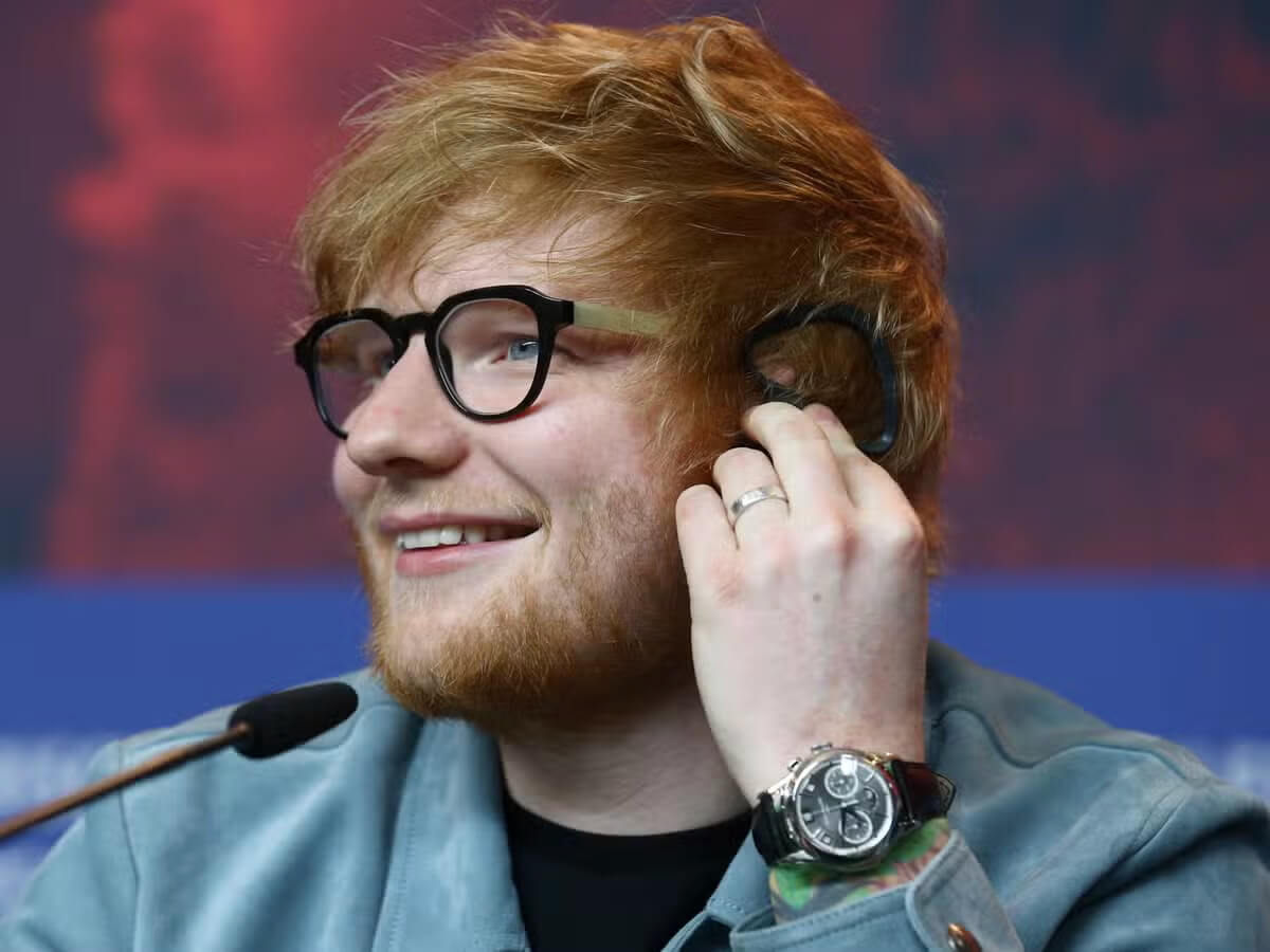 Ed Sheeran wearing his engagement ring