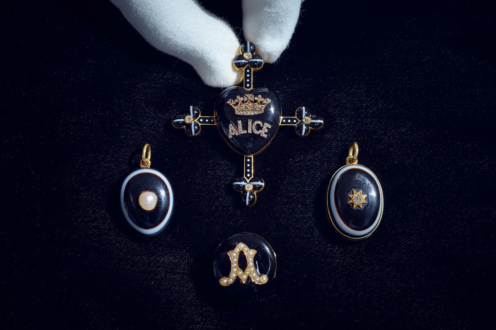 Queen Victoria's collection of mourning jewellery