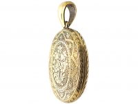 Victorian 15ct Gold Oval Shaped Engraved Floral Locket