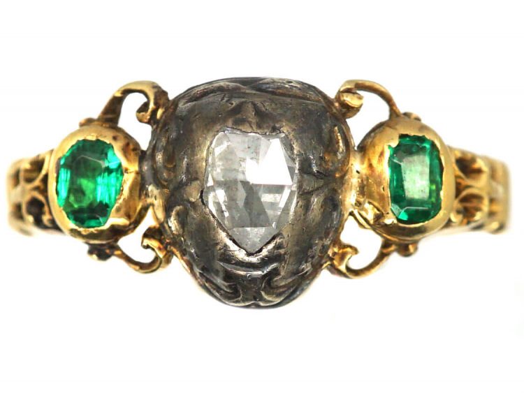 Georgian 15ct Gold & Silver Heart Shaped Ring set with a Rose Diamond & Two Emeralds