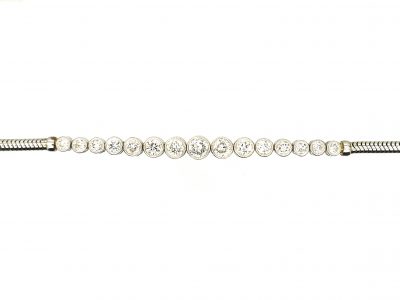 Art Deco 18ct White Gold Bracelet set with Graduating Diamonds