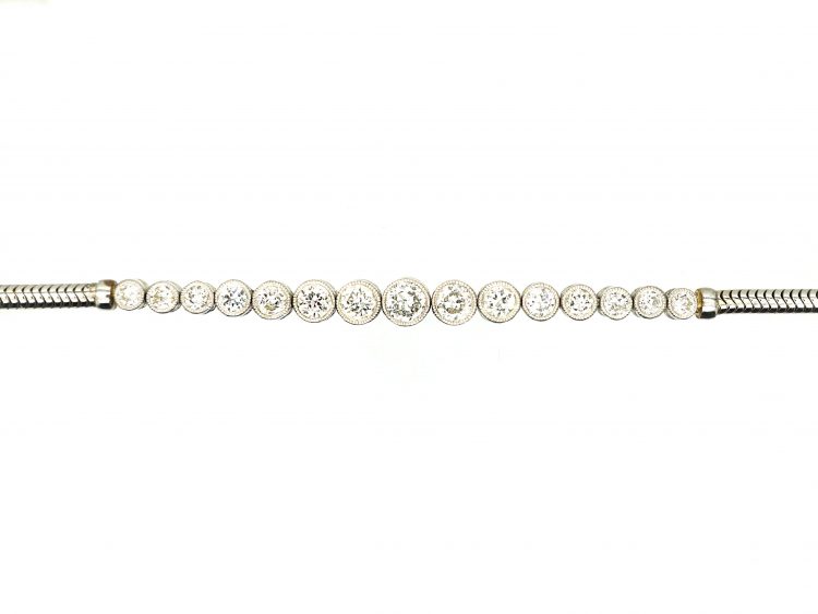 Art Deco 18ct White Gold Bracelet set with Graduating Diamonds