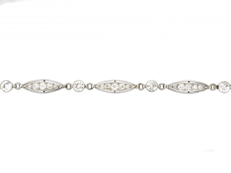 Early 20th Century Platinum Bracelet set with Diamonds