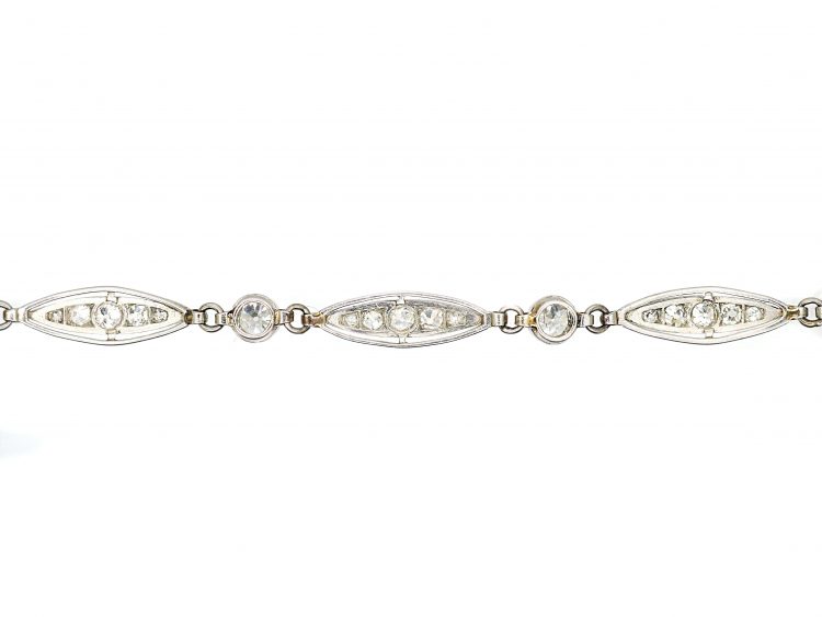 Early 20th Century Platinum Bracelet set with Diamonds