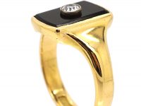 Art Deco 18ct Gold Ring set with an Onyx & Diamond