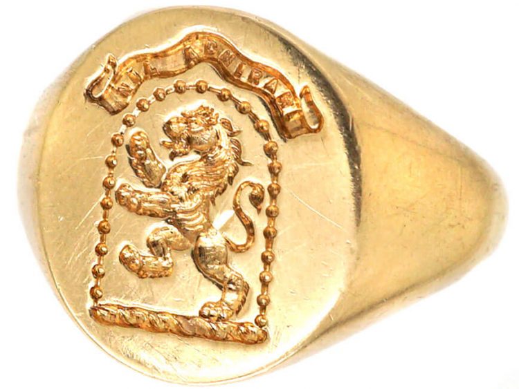 Retro 9ct Gold Signet Ring with Lion Intaglio