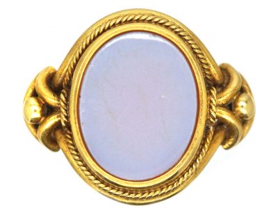 Victorian 18ct Gold Ornate Signet Ring set with a Carnelian