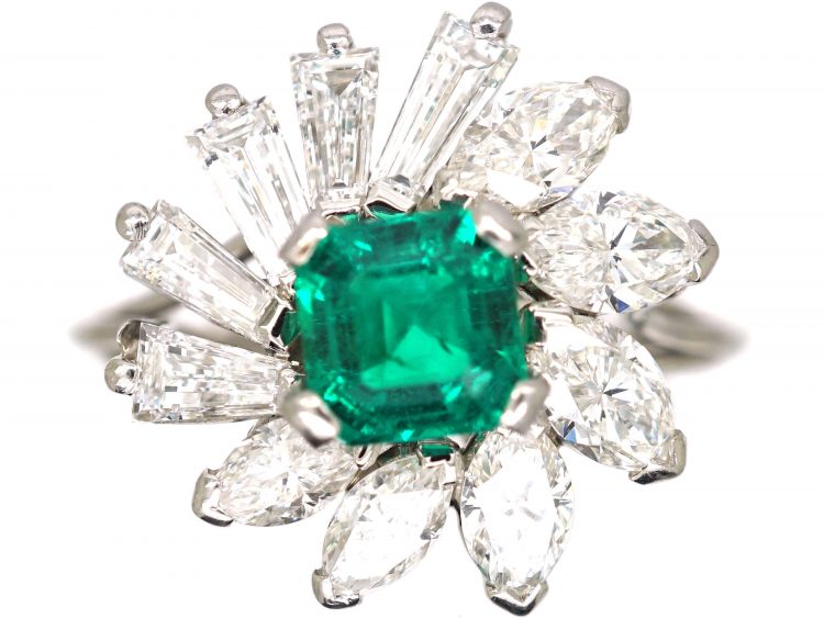 Mid 20th Century Ballerina Ring set with an Emerald & Diamonds