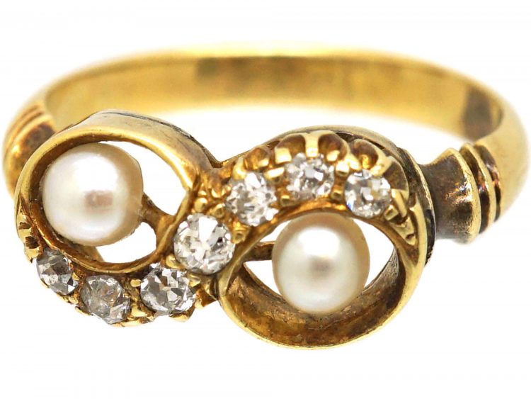 Edwardian 18ct Gold Twist Ring set with Diamonds & Natural Pearls