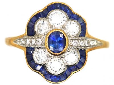 Mid 20th Century 18ct Gold & Platinum Sapphire & Diamond fancy Oval Cluster Ring