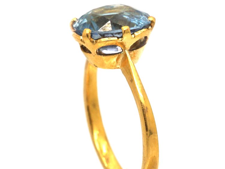 Mid 20th Century 18ct Gold Ring set with a Zircon